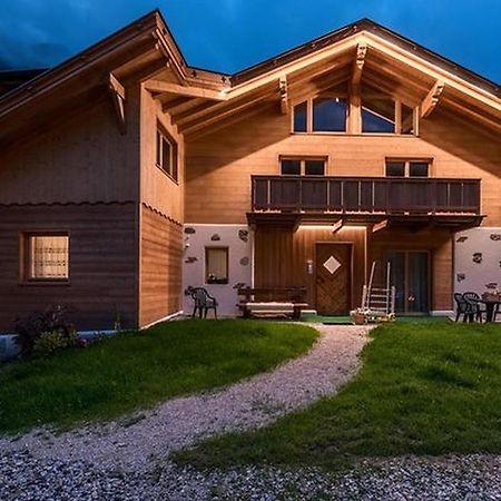 Chalet Osmar Suite 2 Campitello di Fassa Exterior photo